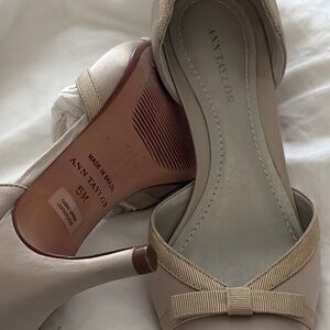 Ann Taylor Tan Heels Classic Minimalist Design